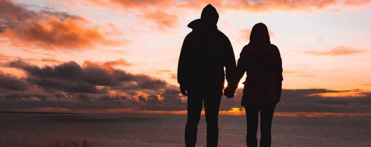 Couple-shore