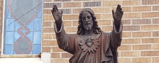 1836px-statue of jesus christ at saint anthony catholic church in helper utah